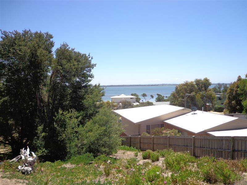 71 The Boulevard, Loch Sport VIC 3851