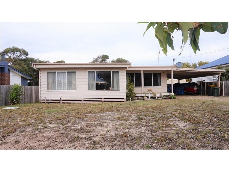 298 National Park Road, Loch Sport VIC 3851
