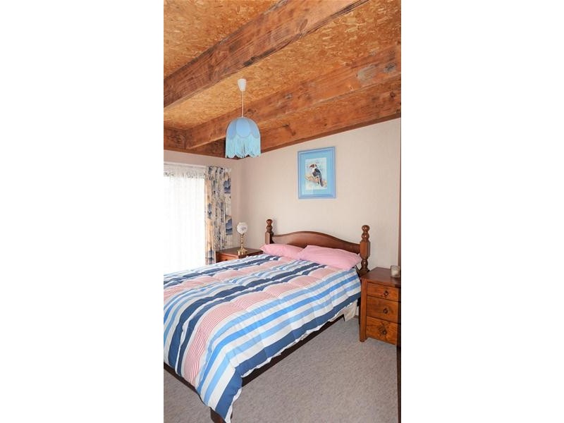 298 National Park Road, Loch Sport VIC 3851