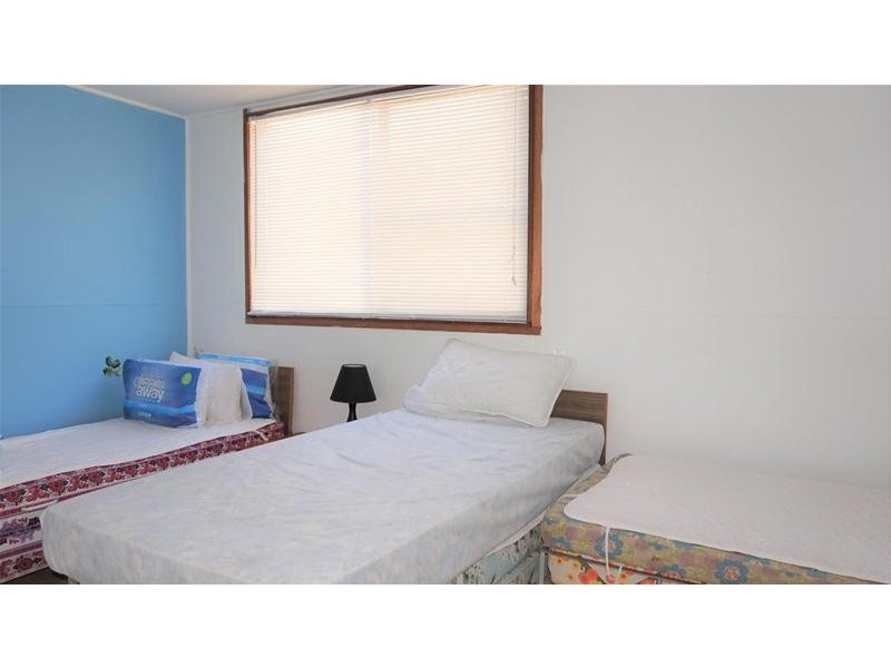 16 Mary Street, Loch Sport VIC 3851