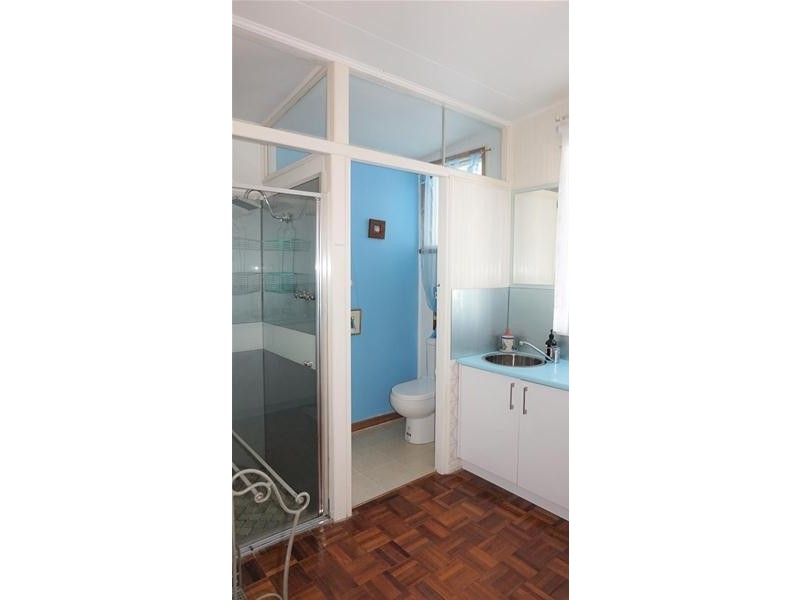 16 Mary Street, Loch Sport VIC 3851