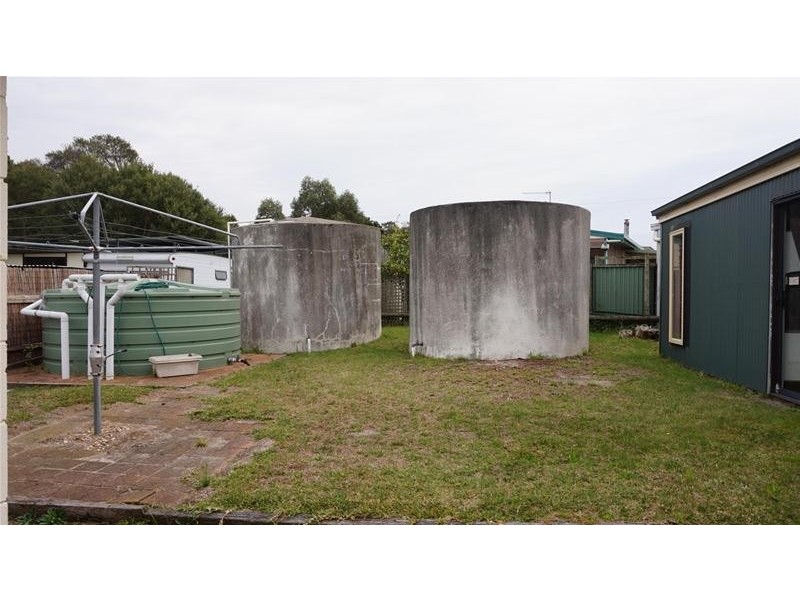 143 National Park Road, Loch Sport VIC 3851