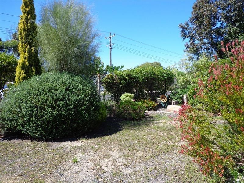 109 National Park Road, Loch Sport VIC 3851