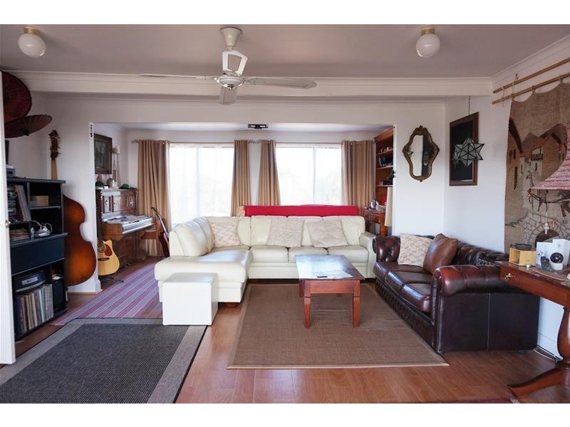 65 Pelican Street, Loch Sport VIC 3851