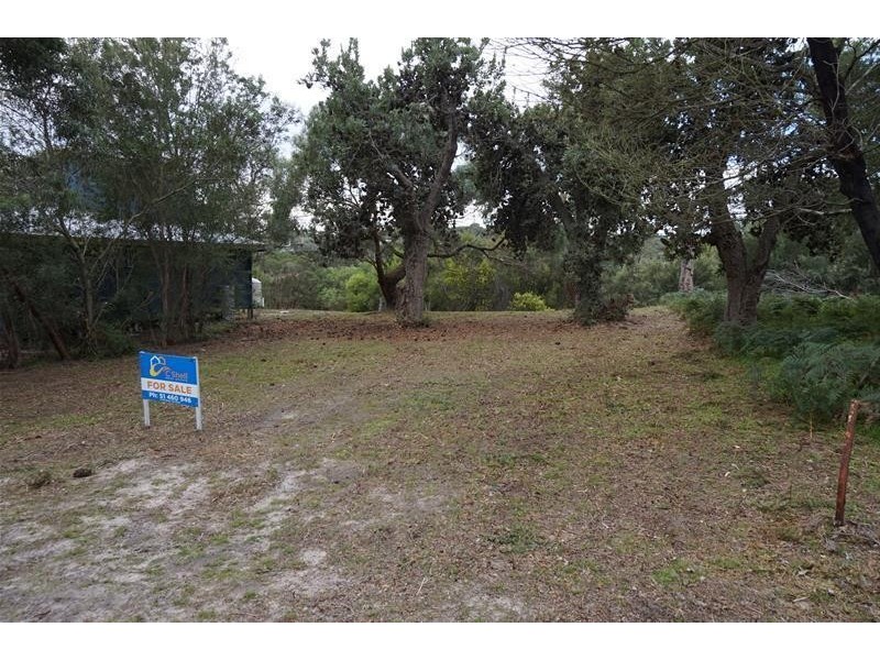 25 Goodlett Avenue, Loch Sport VIC 3851