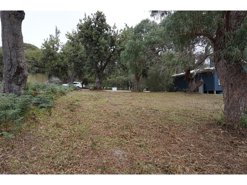 25 Goodlett Avenue, Loch Sport VIC 3851