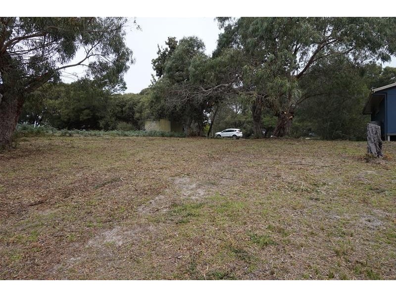 25 Goodlett Avenue, Loch Sport VIC 3851