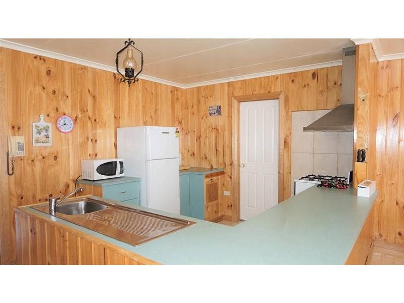 25 Bream Road, Loch Sport VIC 3851