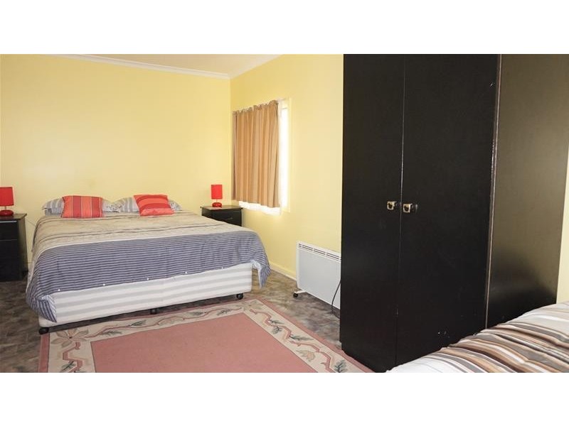 25 Bream Road, Loch Sport VIC 3851