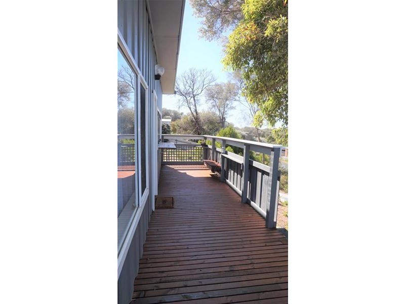 203 National Park Road, Loch Sport VIC 3851