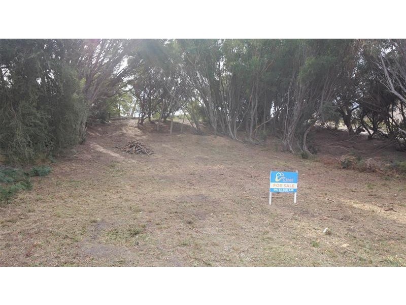 111 Toorak Avenue, Loch Sport VIC 3851