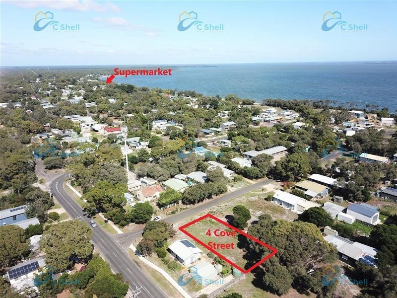 4 Cove Street, Loch Sport VIC 3851