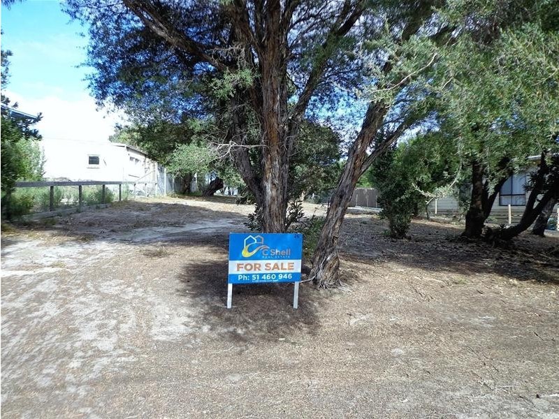 26 White Crescent, Loch Sport VIC 3851