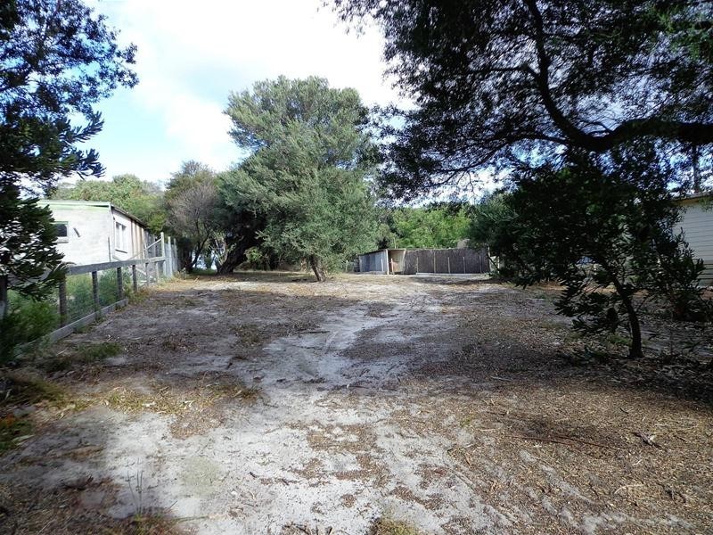 26 White Crescent, Loch Sport VIC 3851