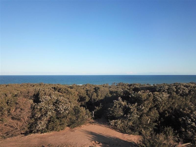 1 Track 10, Loch Sport VIC 3851