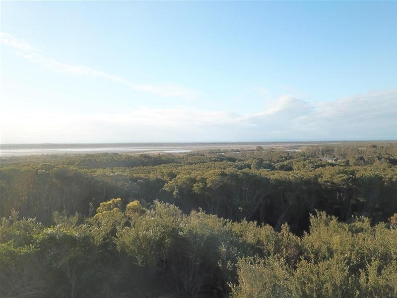 1 Track 10, Loch Sport VIC 3851