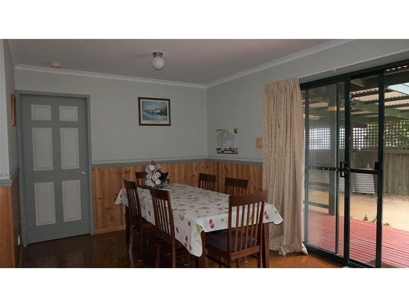 118 Toorak Avenue, Loch Sport VIC 3851