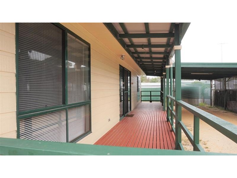 118 Toorak Avenue, Loch Sport VIC 3851