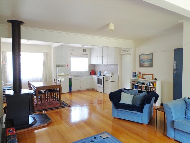 7 Caldwell Street, Loch Sport VIC 3851