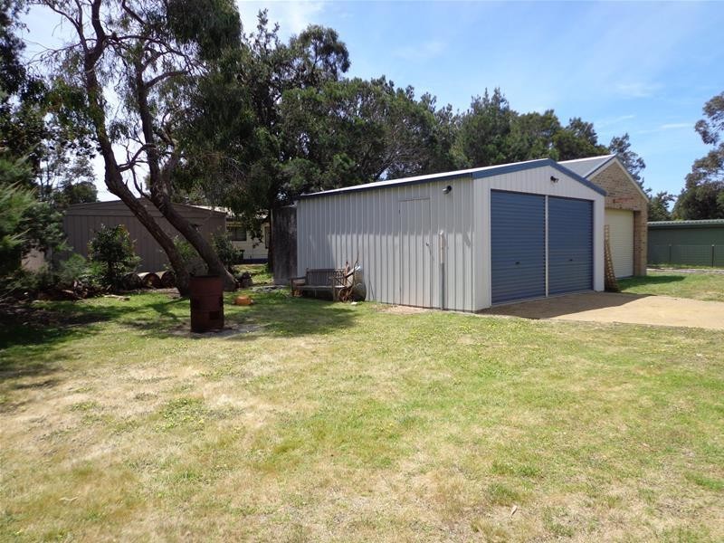 7 Caldwell Street, Loch Sport VIC 3851