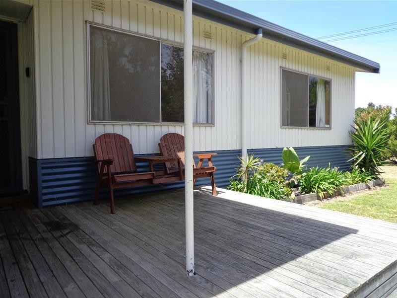 7 Caldwell Street, Loch Sport VIC 3851