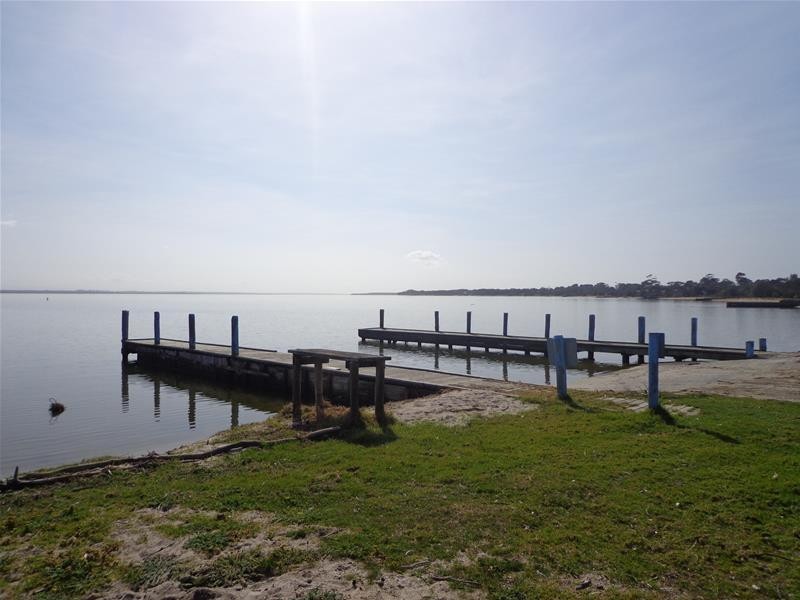 7 Caldwell Street, Loch Sport VIC 3851