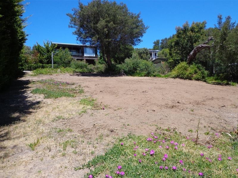 7 The Boulevard, Loch Sport VIC 3851