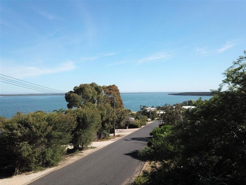 85 The Boulevard, Loch Sport VIC 3851