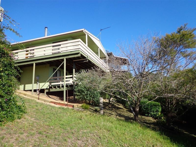 19 Wattle Grove, Loch Sport VIC 3851