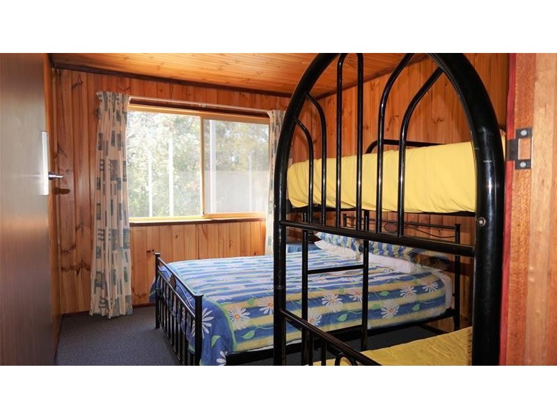 330 National Park Road, Loch Sport VIC 3851