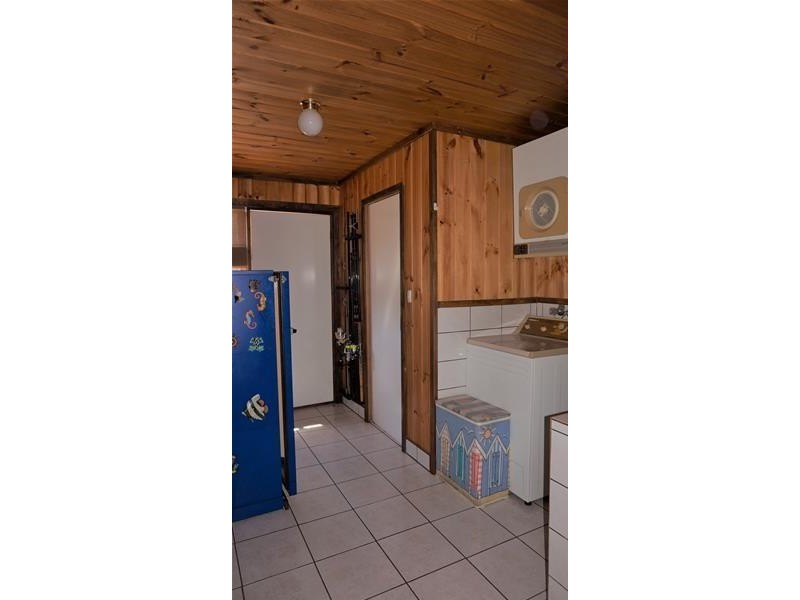 330 National Park Road, Loch Sport VIC 3851