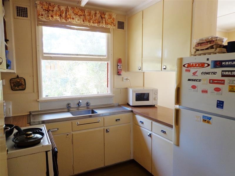 65 Victoria Street, Loch Sport VIC 3851