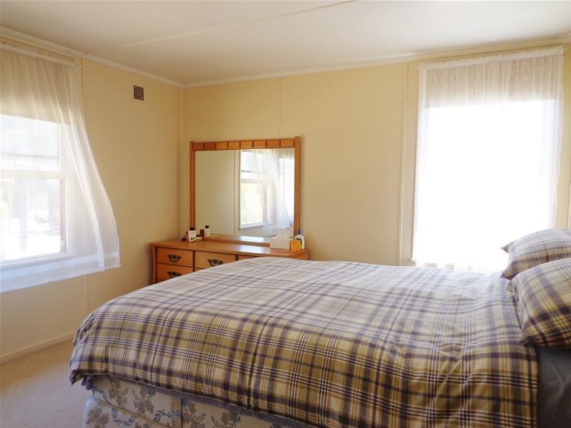 65 Victoria Street, Loch Sport VIC 3851