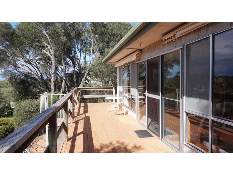 61 Pelican Street, Loch Sport VIC 3851