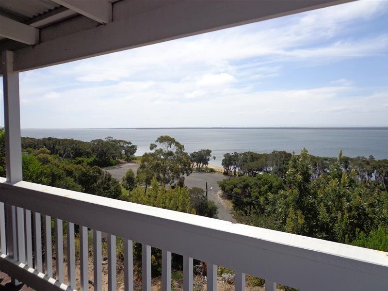 175 National Park Road, Loch Sport VIC 3851