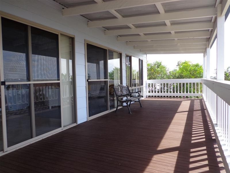 175 National Park Road, Loch Sport VIC 3851