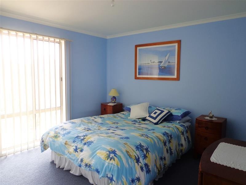 175 National Park Road, Loch Sport VIC 3851