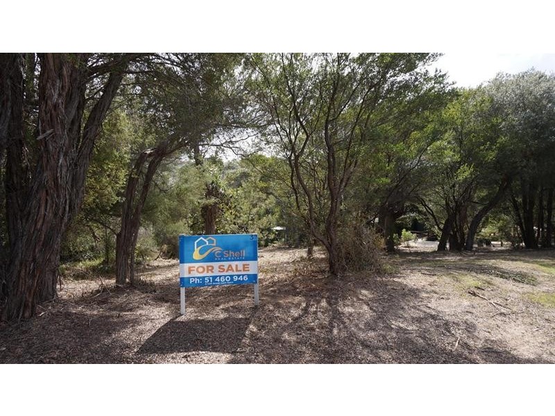 3 Central Avenue, Loch Sport VIC 3851