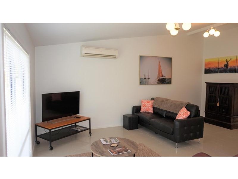 33 Kookaburra Street, Loch Sport VIC 3851