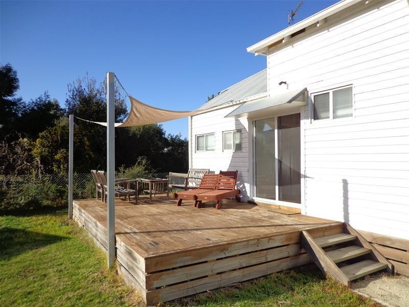 6 Wilhelm Street, Loch Sport VIC 3851