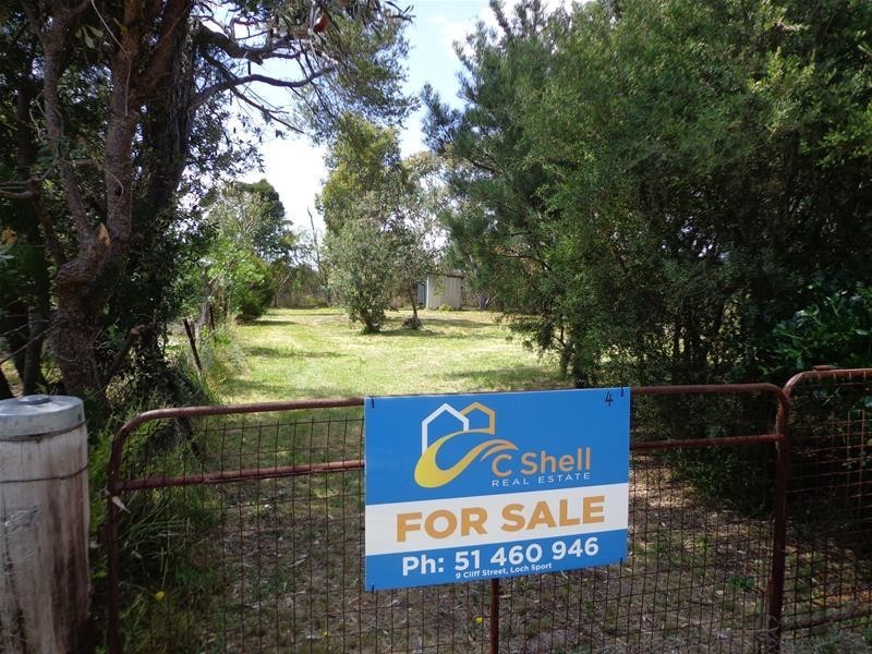 4 National Park Road, Loch Sport VIC 3851