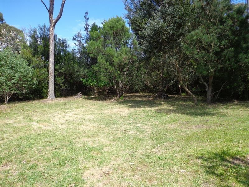 4 National Park Road, Loch Sport VIC 3851