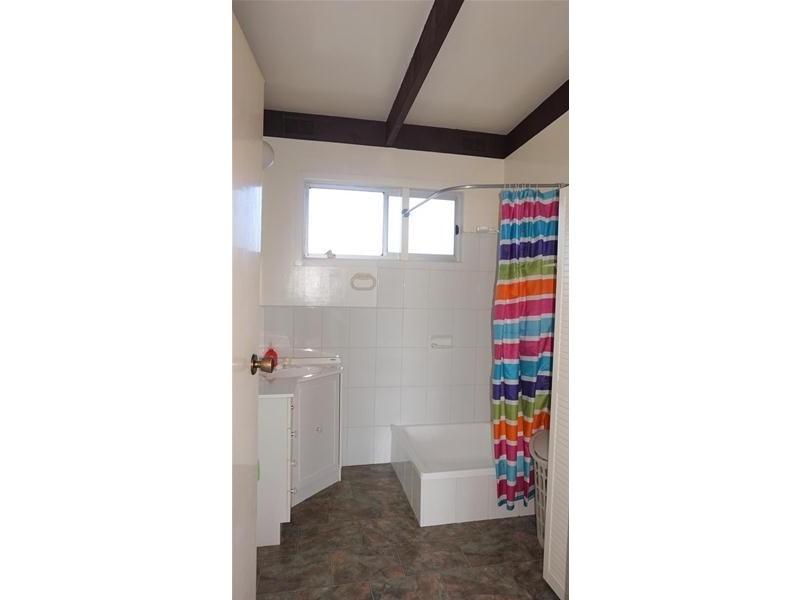 27 Pelican Street, Loch Sport VIC 3851