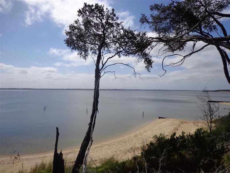 53 Toorak Avenue, Loch Sport VIC 3851