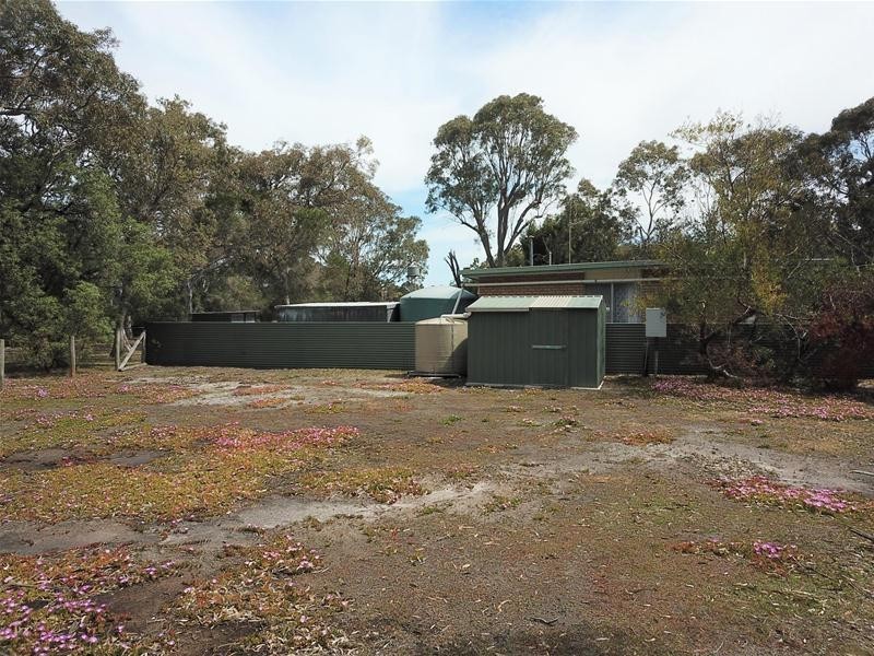 8 Sandra Court, Loch Sport VIC 3851