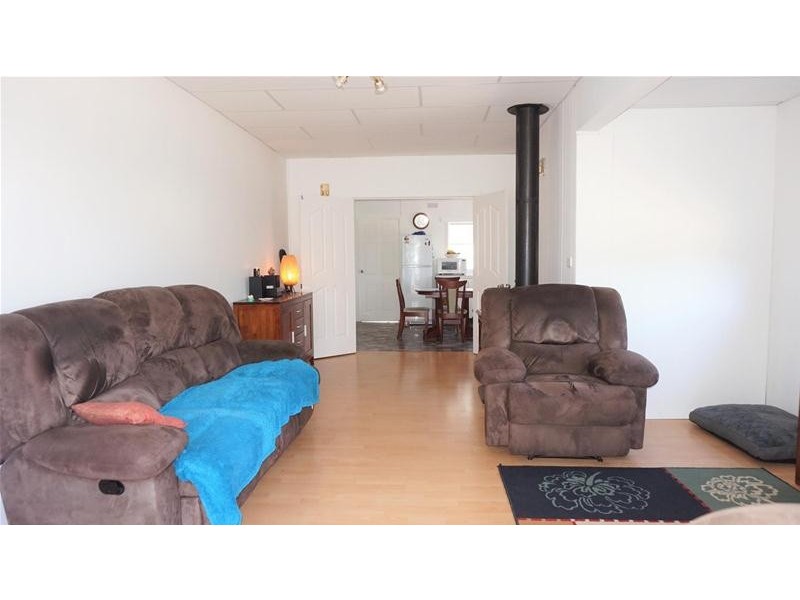 20 White Crescent, Loch Sport VIC 3851