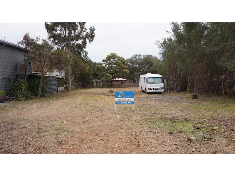 107 Campbell Street, Loch Sport VIC 3851