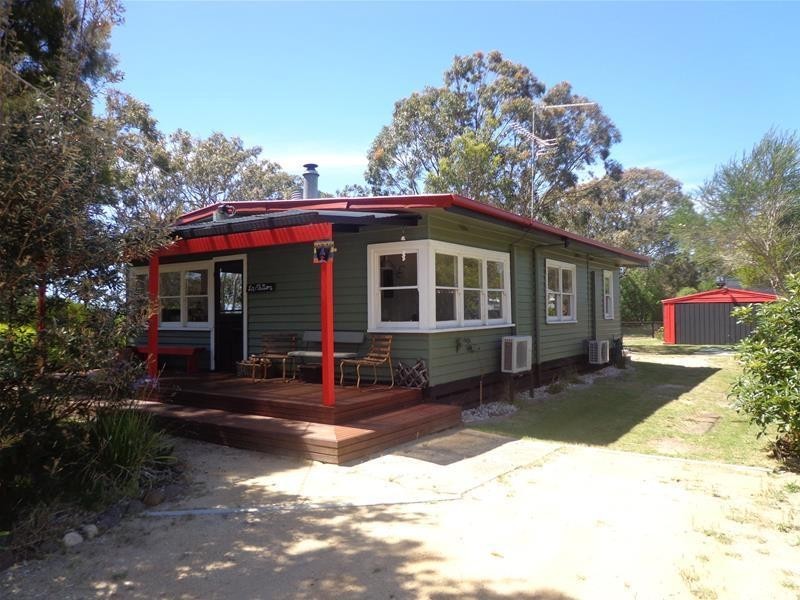 4 Sandra Court, Loch Sport VIC 3851