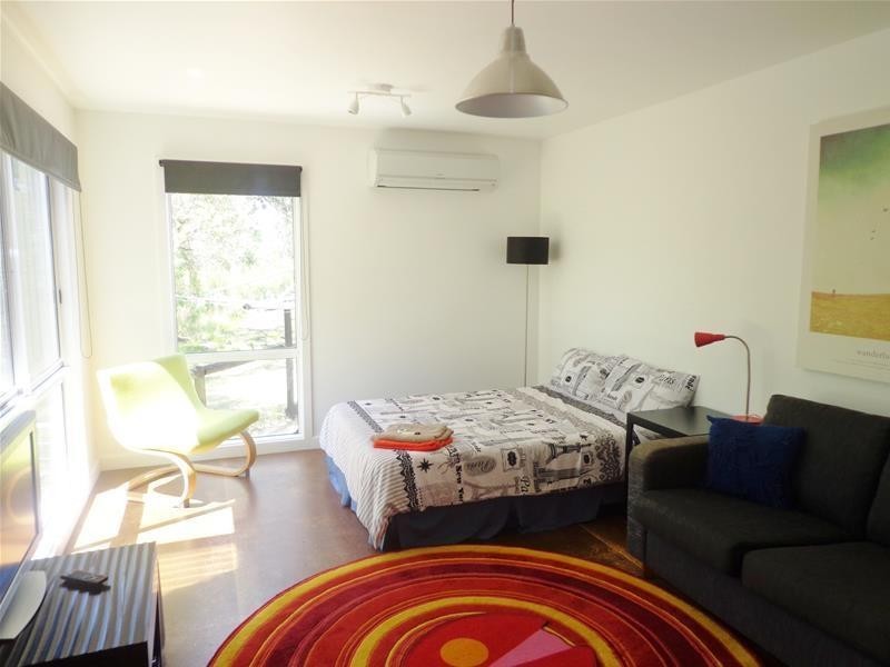 4 Sandra Court, Loch Sport VIC 3851