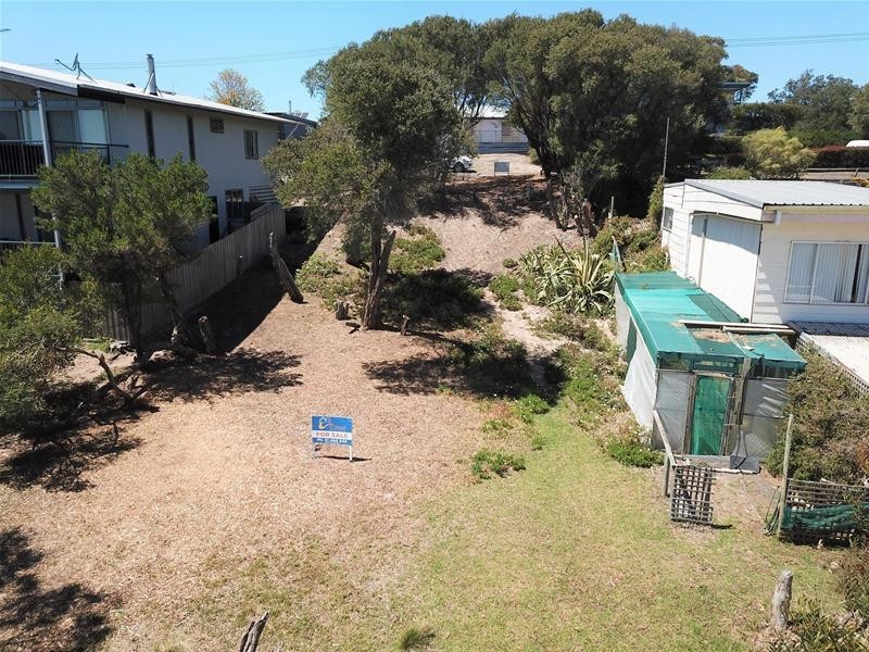 5 Toorak Avenue, Loch Sport VIC 3851